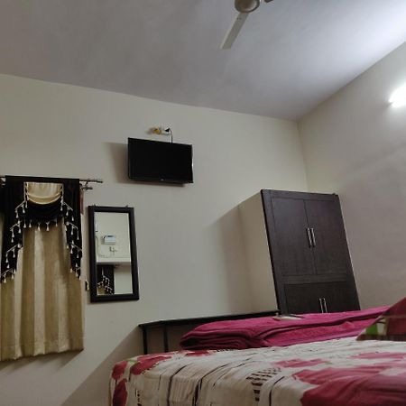 Srb Residency Hotel Tiruvannāmalai Екстериор снимка