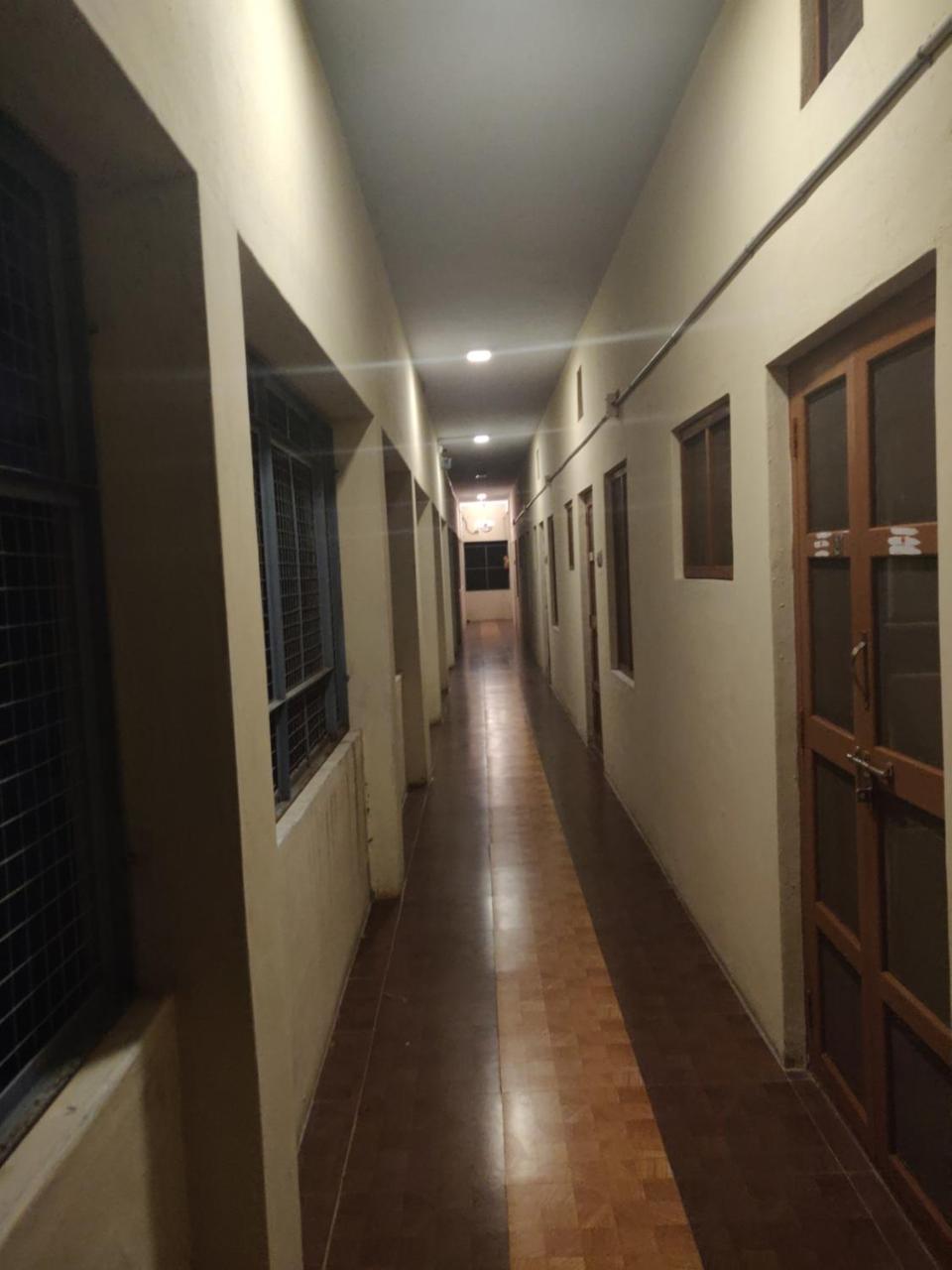 Srb Residency Hotel Tiruvannāmalai Екстериор снимка