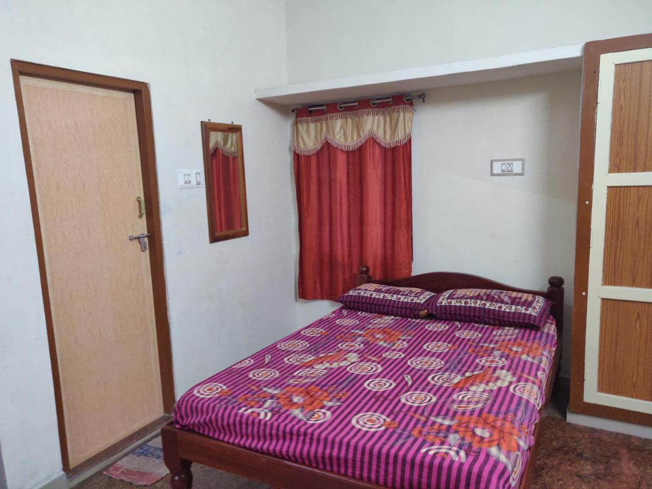 Srb Residency Hotel Tiruvannāmalai Екстериор снимка