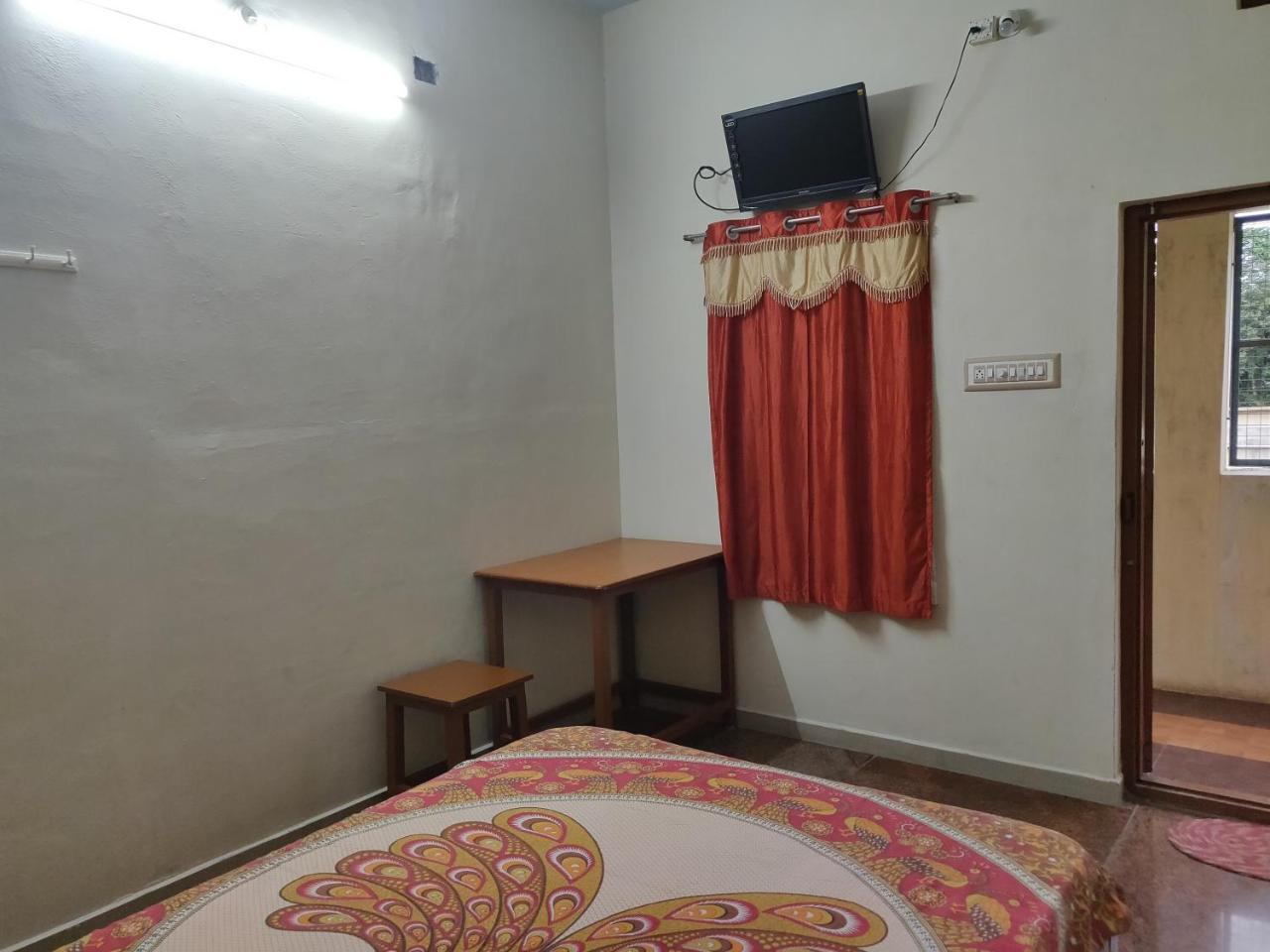 Srb Residency Hotel Tiruvannāmalai Екстериор снимка