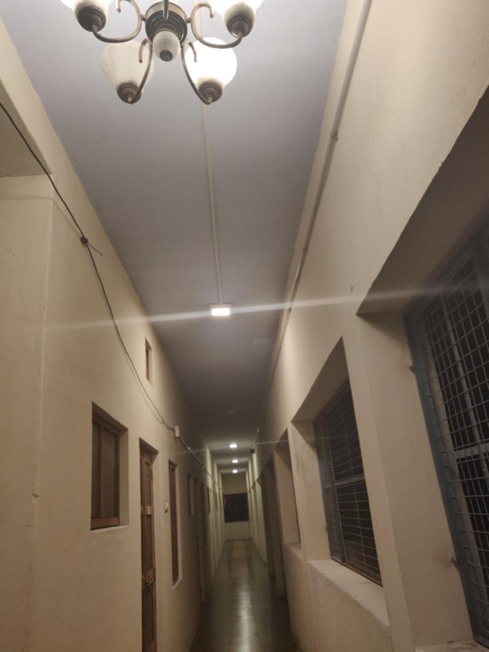 Srb Residency Hotel Tiruvannāmalai Екстериор снимка