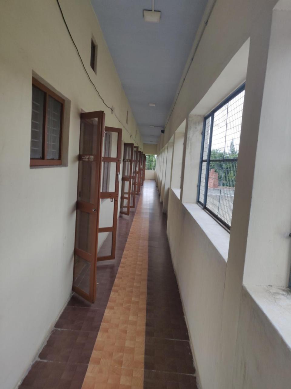 Srb Residency Hotel Tiruvannāmalai Екстериор снимка